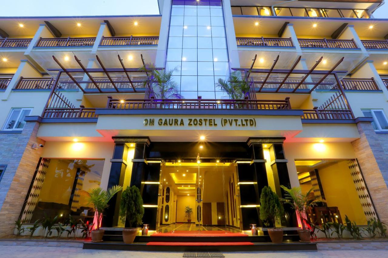 Om Gaura Hotel بوكْرا المظهر الخارجي الصورة